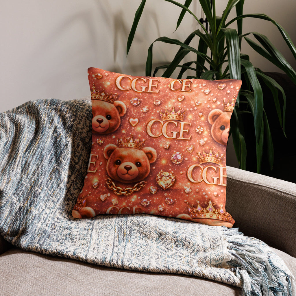 CGE Royal Teddy Kissen – Luxus Designer Kissen Roségold mit Logo - CGE Teddy Couture