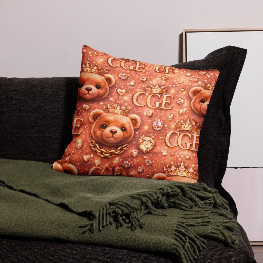 CGE Royal Teddy Kissen – Luxus Designer Kissen Roségold mit Logo - CGE Teddy Couture