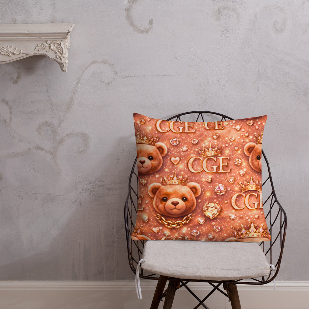 CGE Royal Teddy Kissen – Luxus Designer Kissen Roségold mit Logo - CGE Teddy Couture
