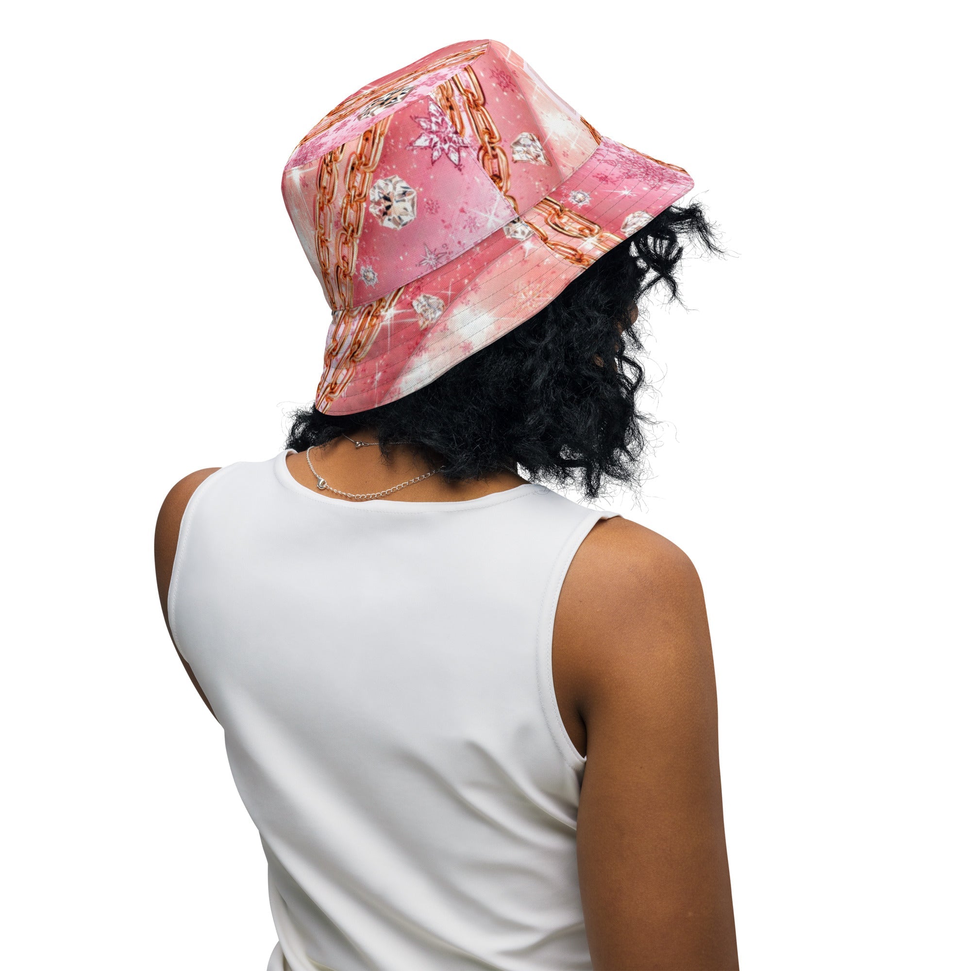 Luxury Chain Bucket Hat – Glam Streetstyle Sonnenhut | Gold Chain Design | Boss Babe Statement Hat - CGE Teddy Couture