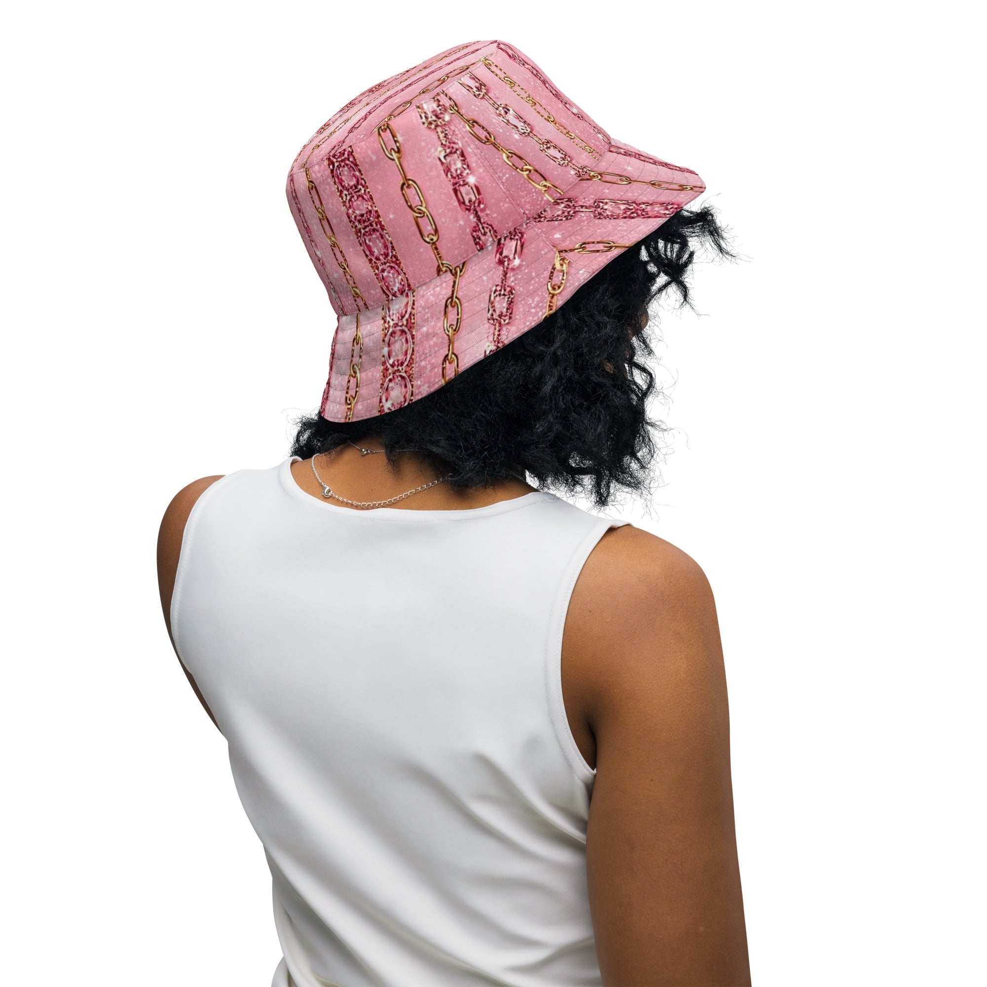 Luxury Chain Bucket Hat – Glam Streetstyle Sonnenhut | Gold Chain Design | Boss Babe Statement Hat - CGE Teddy Couture